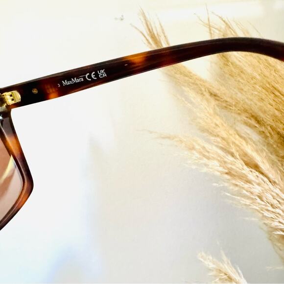 NEW MAXMARA Prism Oversized Tortoiseshell Brown Square Gold Stud Sunglasses Case main image 9